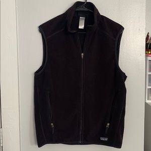 Patagonia men’s fleece vest